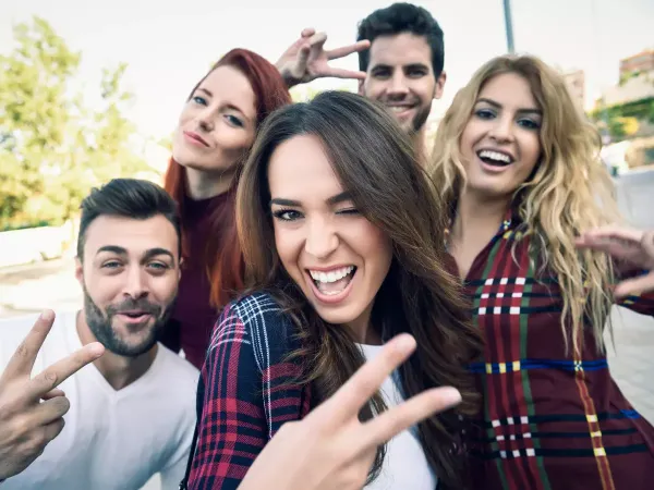 Seguro médico para jóvenes ASISA Seguros de salud para jóvenes que buscan cuidar su bienestar y acceder a atención médica privada
